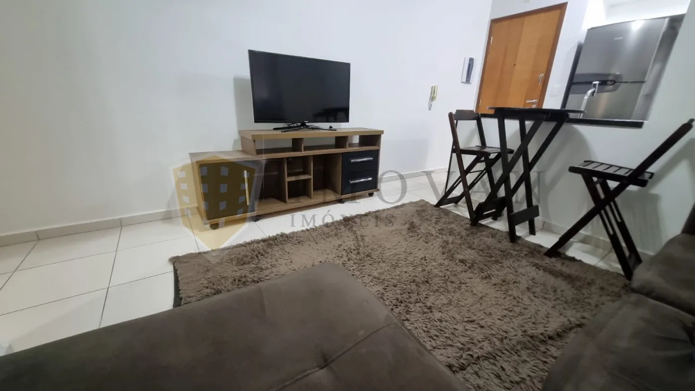 Alugar Apartamento / Padrão em Ribeirão Preto R$ 1.500,00 - Foto 3