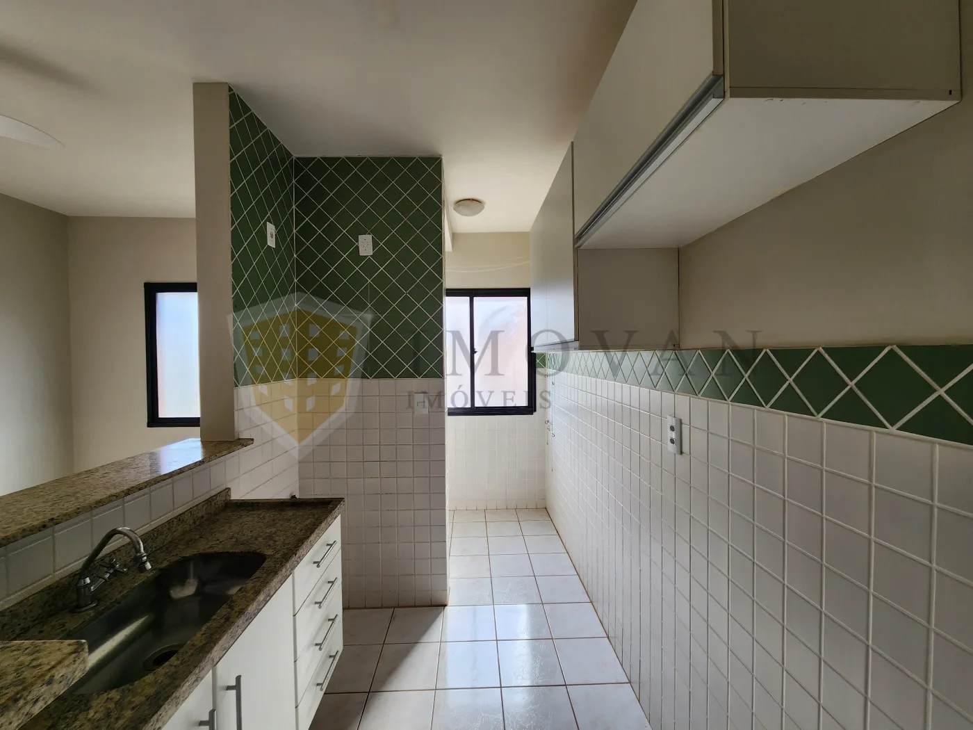 Alugar Apartamento / Padrão em Ribeirão Preto R$ 1.150,00 - Foto 2