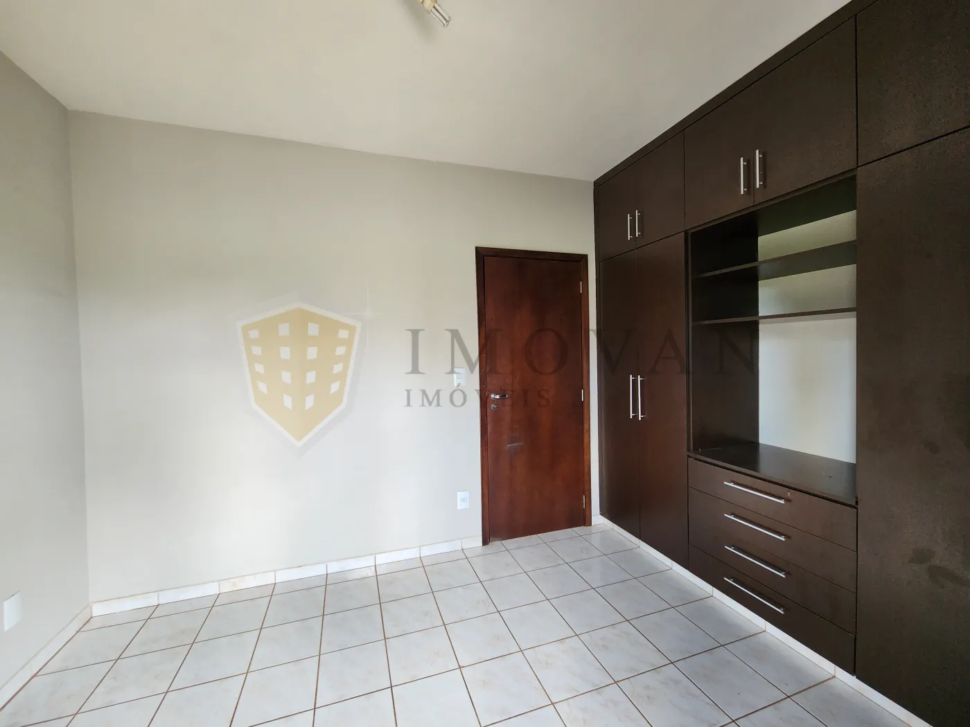 Alugar Apartamento / Padrão em Ribeirão Preto R$ 1.150,00 - Foto 9