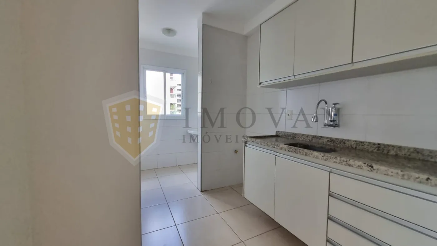 Alugar Apartamento / Padrão em Ribeirão Preto R$ 1.350,00 - Foto 4