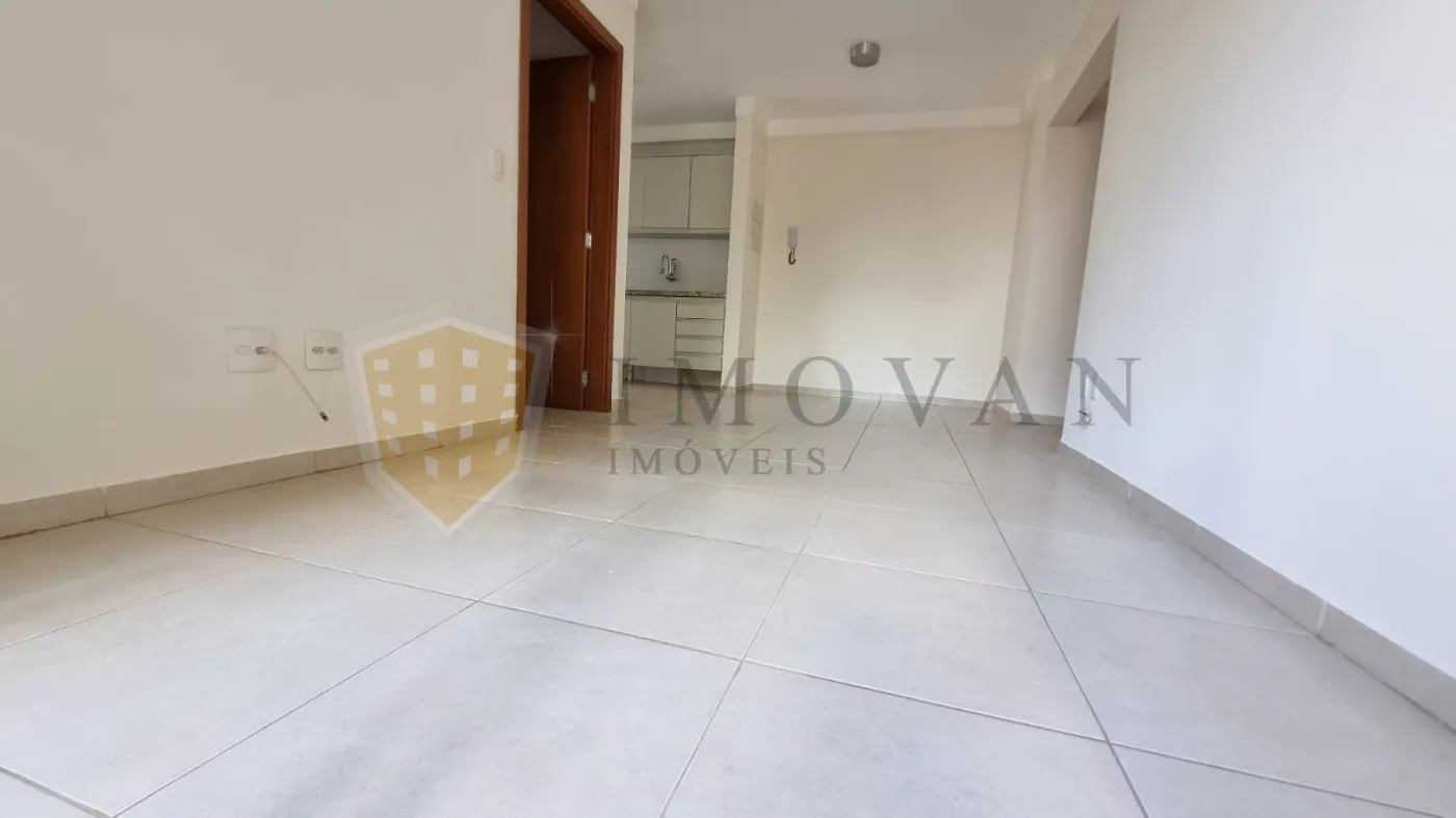 Alugar Apartamento / Padrão em Ribeirão Preto R$ 1.350,00 - Foto 2