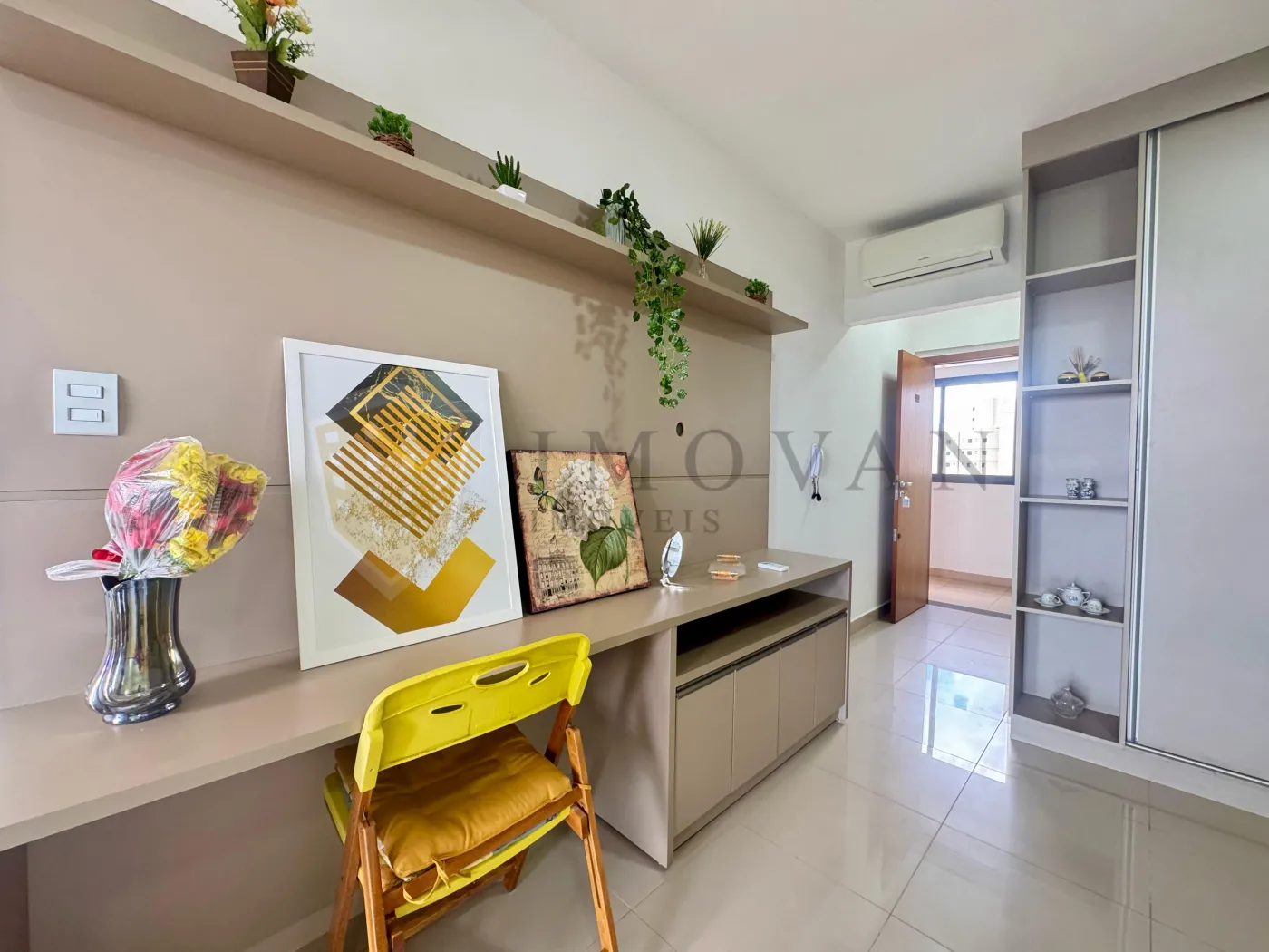 Alugar Apartamento / Kitchnet em Ribeirão Preto R$ 1.920,00 - Foto 2