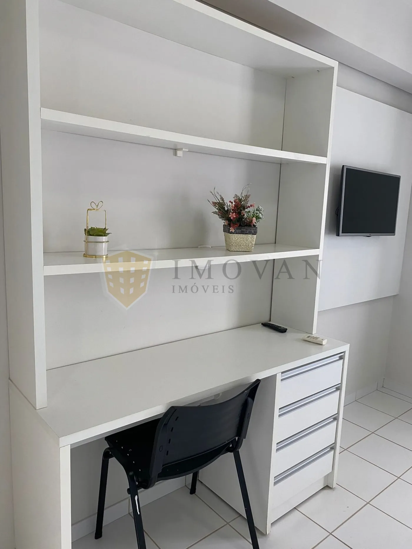 Alugar Apartamento / Kitchnet em Ribeirão Preto R$ 1.400,00 - Foto 4