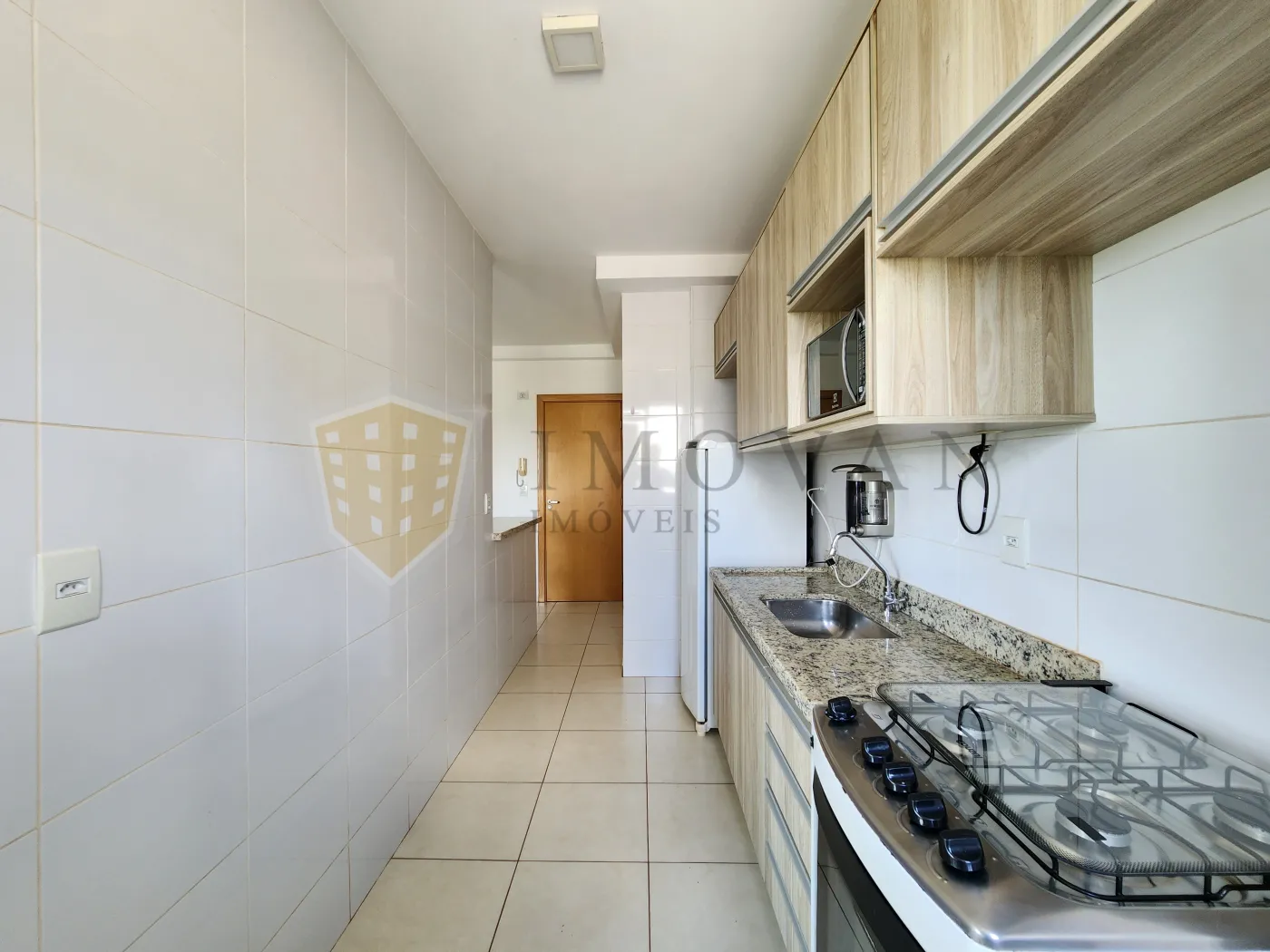 Alugar Apartamento / Padrão em Ribeirão Preto R$ 1.800,00 - Foto 4