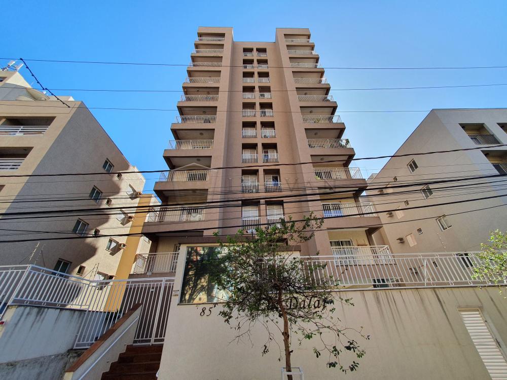 Alugar Apartamento / Padrão em Ribeirão Preto R$ 2.000,00 - Foto 1