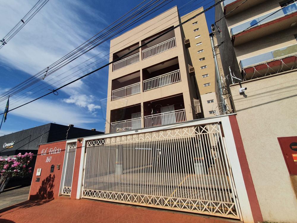 Alugar Apartamento / Padrão em Ribeirão Preto R$ 1.100,00 - Foto 1