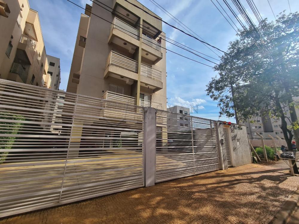 Alugar Apartamento / Padrão em Ribeirão Preto R$ 1.150,00 - Foto 1