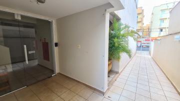 Alugar Apartamento / Padrão em Ribeirão Preto R$ 1.790,00 - Foto 2