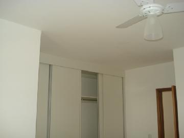 Alugar Apartamento / Padrão em Ribeirão Preto R$ 1.650,00 - Foto 9