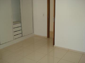 Alugar Apartamento / Padrão em Ribeirão Preto R$ 1.650,00 - Foto 10