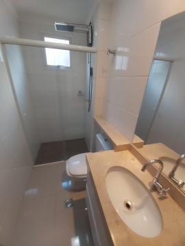 Alugar Apartamento / Padrão em Ribeirão Preto R$ 2.000,00 - Foto 13