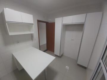 Alugar Apartamento / Padrão em Ribeirão Preto R$ 2.000,00 - Foto 5