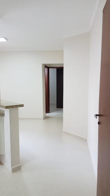 Alugar Apartamento / Padrão em Ribeirão Preto R$ 800,00 - Foto 4