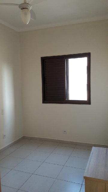 Alugar Apartamento / Padrão em Ribeirão Preto R$ 1.000,00 - Foto 11