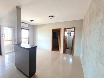 Alugar Apartamento / Padrão em Ribeirão Preto R$ 1.400,00 - Foto 2