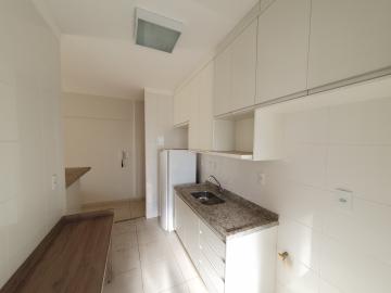 Alugar Apartamento / Padrão em Ribeirão Preto R$ 1.000,00 - Foto 3