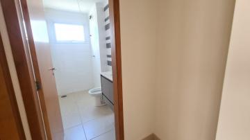 Alugar Apartamento / Padrão em Ribeirão Preto R$ 1.600,00 - Foto 7