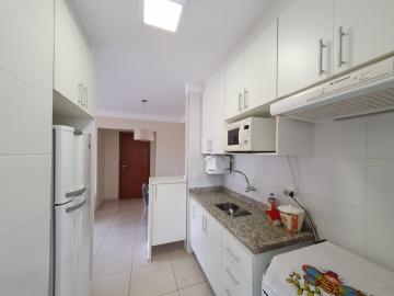 Alugar Apartamento / Padrão em Ribeirão Preto R$ 1.500,00 - Foto 4