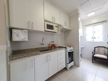 Alugar Apartamento / Padrão em Ribeirão Preto R$ 1.500,00 - Foto 5