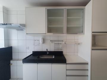 Alugar Apartamento / Padrão em Ribeirão Preto R$ 1.300,00 - Foto 4