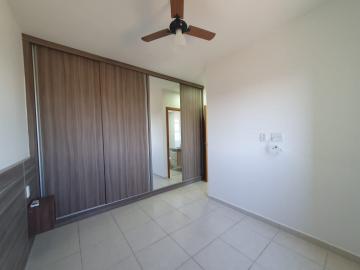 Alugar Apartamento / Padrão em Ribeirão Preto R$ 1.400,00 - Foto 8