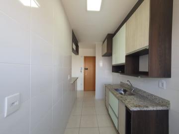 Alugar Apartamento / Padrão em Ribeirão Preto R$ 1.400,00 - Foto 3