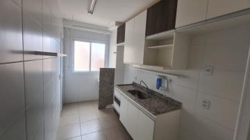 Alugar Apartamento / Padrão em Ribeirão Preto R$ 1.400,00 - Foto 5