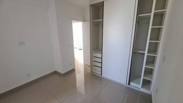 Alugar Apartamento / Padrão em Ribeirão Preto R$ 1.800,00 - Foto 9