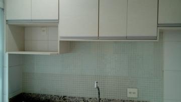 Alugar Apartamento / Padrão em Ribeirão Preto R$ 1.750,00 - Foto 3