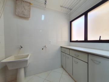 Alugar Apartamento / Padrão em Ribeirão Preto R$ 1.300,00 - Foto 4