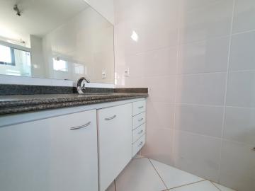 Alugar Apartamento / Padrão em Ribeirão Preto R$ 1.300,00 - Foto 12