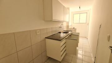 Alugar Apartamento / Padrão em Ribeirão Preto R$ 1.680,00 - Foto 4