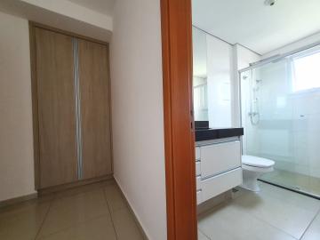 Alugar Apartamento / Padrão em Ribeirão Preto R$ 5.000,00 - Foto 17