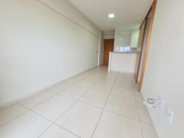 Alugar Apartamento / Padrão em Ribeirão Preto R$ 1.500,00 - Foto 3