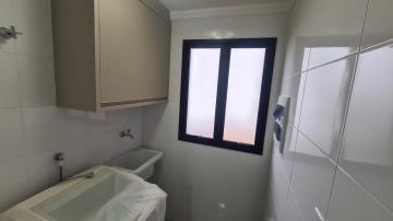 Alugar Apartamento / Padrão em Ribeirão Preto R$ 1.380,00 - Foto 8