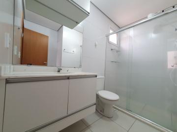 Alugar Apartamento / Padrão em Ribeirão Preto R$ 1.800,00 - Foto 14