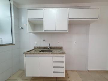 Alugar Apartamento / Padrão em Ribeirão Preto R$ 1.100,00 - Foto 4