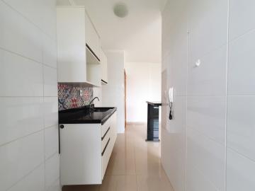 Alugar Apartamento / Padrão em Ribeirão Preto R$ 1.300,00 - Foto 3