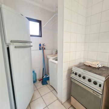 Alugar Apartamento / Padrão em Ribeirão Preto R$ 1.100,00 - Foto 4