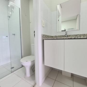 Alugar Apartamento / Kitchnet em Ribeirão Preto R$ 1.300,00 - Foto 7