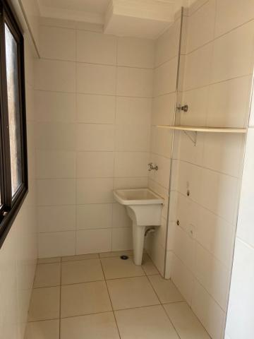 Alugar Apartamento / Padrão em Ribeirão Preto R$ 950,00 - Foto 4