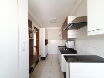 Alugar Apartamento / Padrão em Ribeirão Preto R$ 2.750,00 - Foto 3