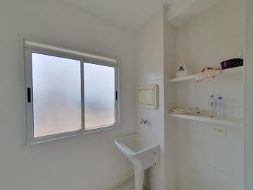 Alugar Apartamento / Padrão em Ribeirão Preto R$ 1.700,00 - Foto 4