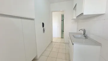 Alugar Apartamento / Padrão em Ribeirão Preto R$ 1.300,00 - Foto 5