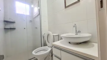 Alugar Apartamento / Padrão em Ribeirão Preto R$ 1.300,00 - Foto 8