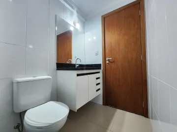 Alugar Apartamento / Padrão em Ribeirão Preto R$ 1.600,00 - Foto 14