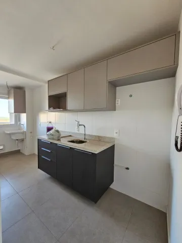 Comprar Apartamento / Padrão em Ribeirão Preto R$ 660.000,00 - Foto 2