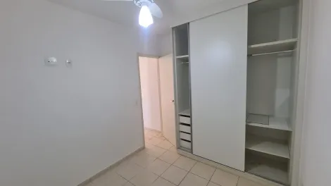 Alugar Apartamento / Padrão em Ribeirão Preto R$ 1.300,00 - Foto 9