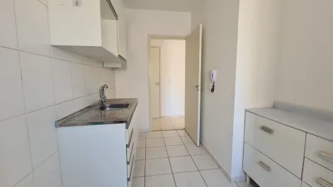 Alugar Apartamento / Padrão em Ribeirão Preto R$ 1.300,00 - Foto 5