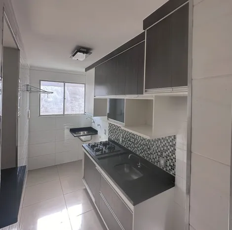 Apartamento / Padrão em Ribeirão Preto , Comprar por R$199.000,00